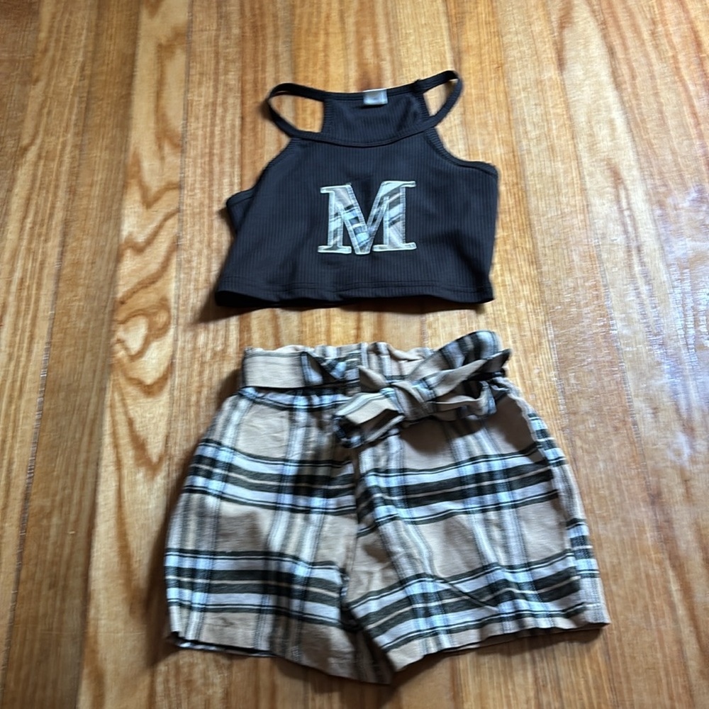 SHEIN Kids Checkered Ensemble